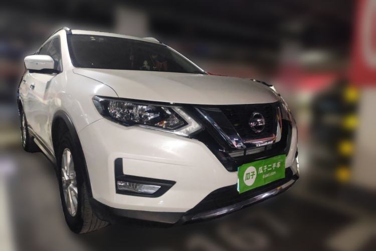 Used Nissan X-Trail 2017 2.0L CVT Comfort Edition 2WD Front Right 45 Deg