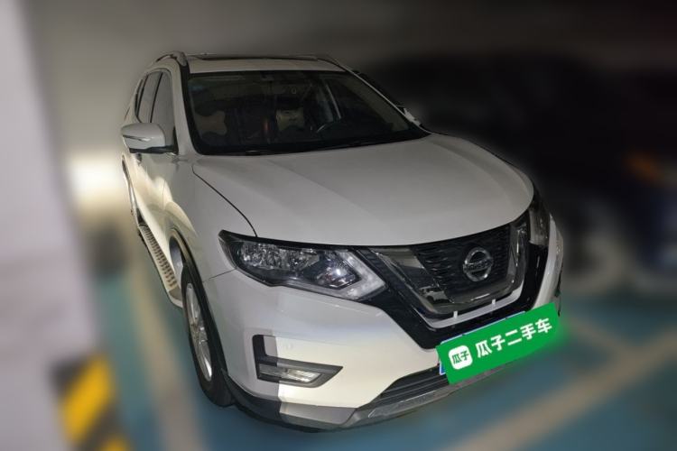 Used Nissan X-Trail 2017 2.0L CVT Comfort Edition 2WD Front Right 45 Deg