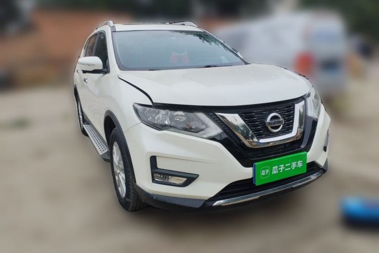 Used Nissan X-Trail 2017 2.0L CVT Comfort Edition 2WD Front Right 45 Deg