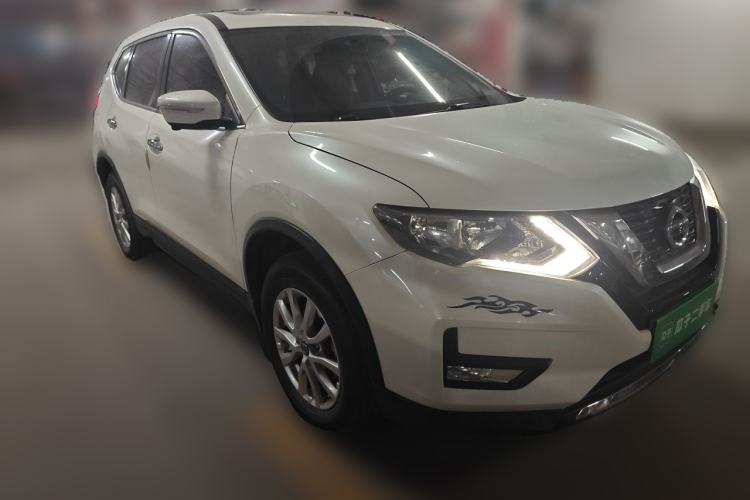 Used Nissan X-Trail 2017 2.0L CVT Comfort Edition 2WD Front Right 45 Deg