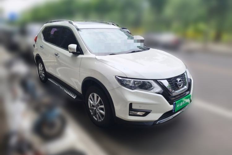 Used Nissan X-Trail 2017 2.0L CVT Comfort Edition 2WD Front Right 45 Deg