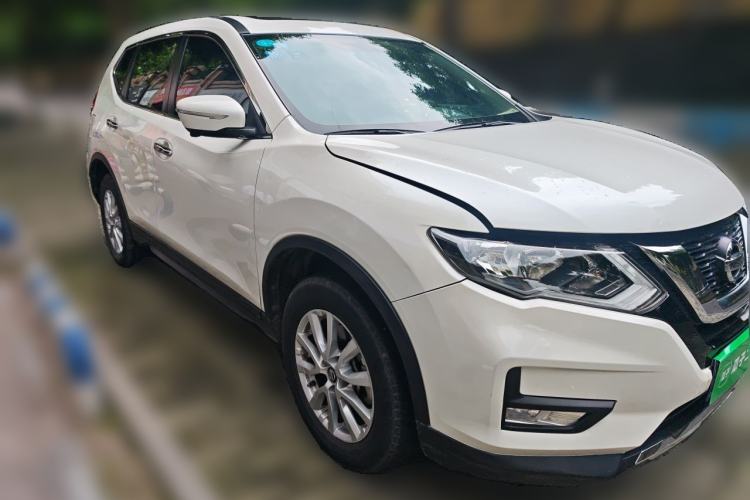Used Nissan X-Trail 2017 2.0L CVT 7-Seater Comfort Edition 2WD Front Right 45 Deg