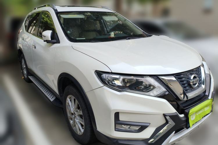 Used Nissan X-Trail 2017 2.0L CVT 7-Seater Comfort Edition 2WD Front Right 45 Deg