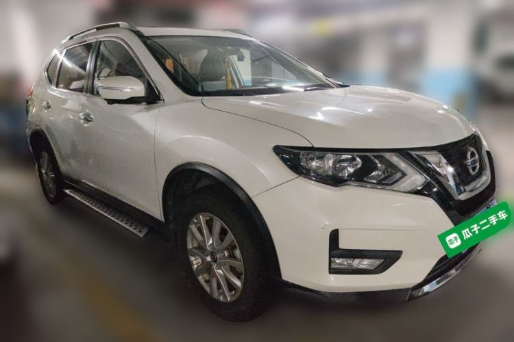 Used Nissan X-Trail 2017 2.0L CVT Comfort Edition 2WD Front Right 45 Deg