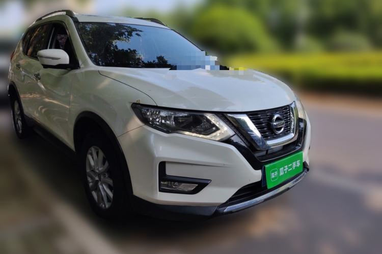 Used Nissan X-Trail 2017 2.0L CVT Comfort Edition 2WD Front Right 45 Deg