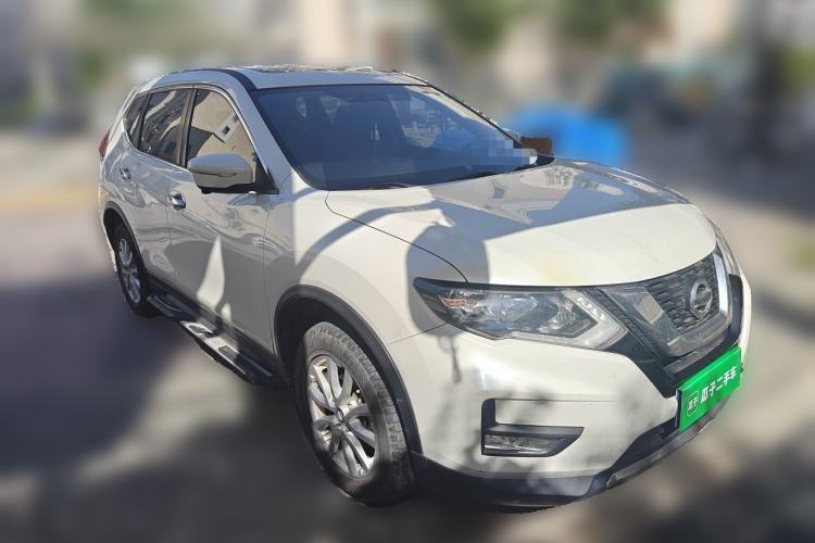 Used Nissan X-Trail 2017 2.0L CVT Comfort Edition 2WD Front Right 45 Deg