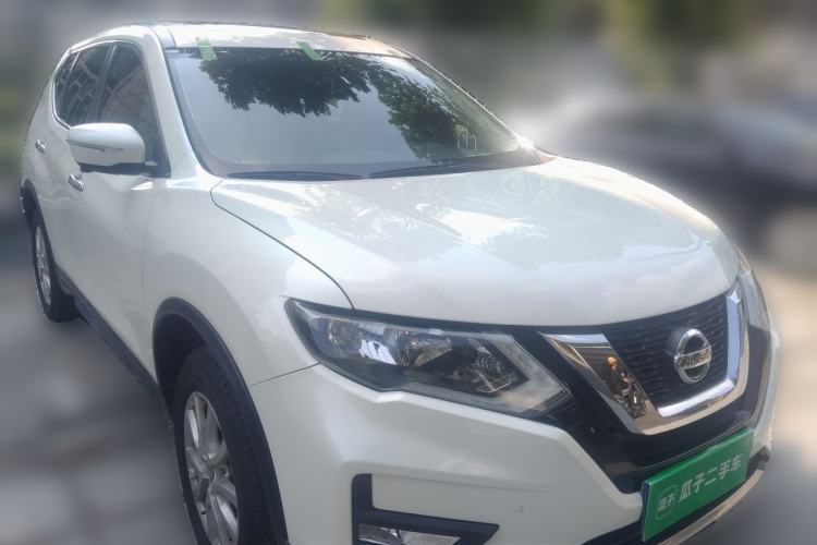 Used Nissan X-Trail 2017 2.0L CVT Comfort Edition 2WD Front Right 45 Deg