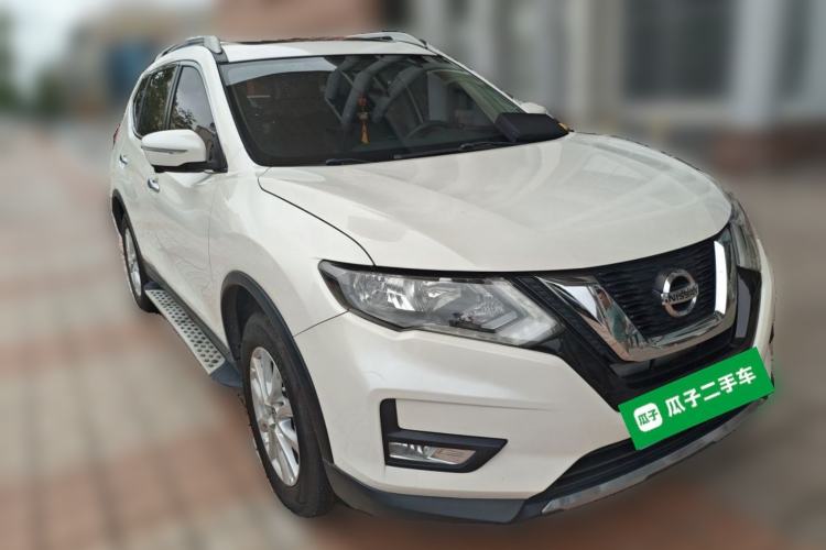 Used Nissan X-Trail 2017 2.0L CVT Comfort Edition 2WD Front Right 45 Deg