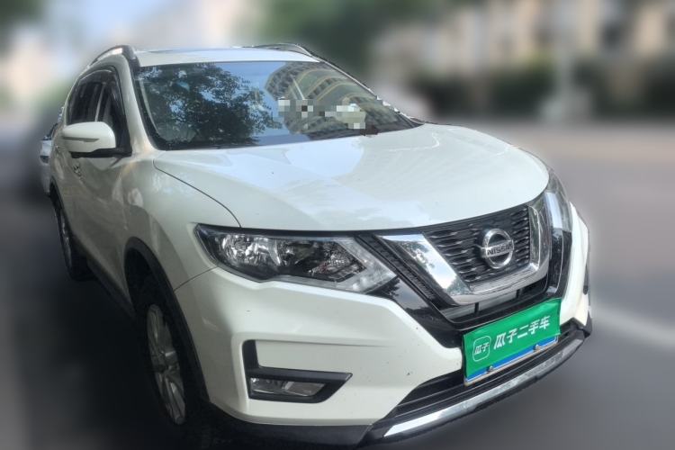 Used Nissan X-Trail 2017 2.0L CVT Comfort Edition 2WD Front Right 45 Deg