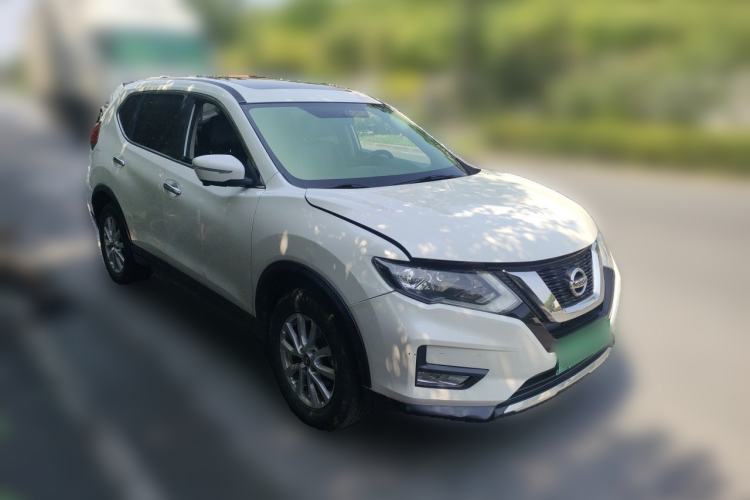 Used Nissan X-Trail 2017 2.0L CVT Comfort Edition 2WD Front Right 45 Deg