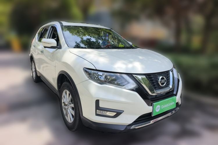 Used Nissan X-Trail 2017 2.0L CVT Comfort Edition 2WD Front Right 45 Deg