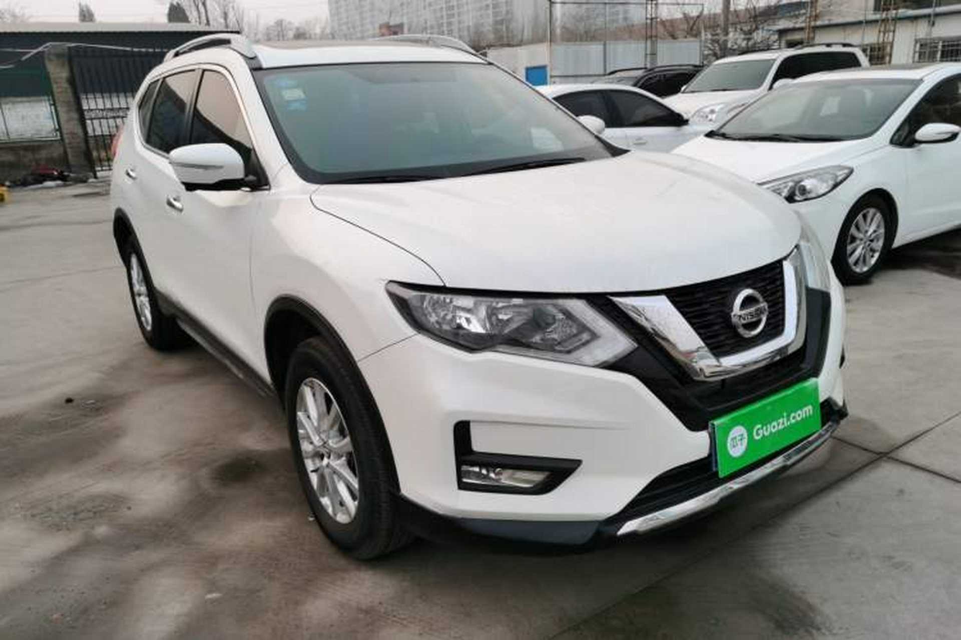 Used Nissan X-Trail 2017 2.0L CVT Comfort Edition 2WD Front Right 45 Deg