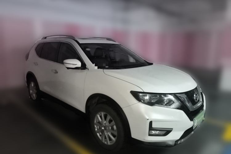 Used Nissan X-Trail 2017 2.0L CVT Comfort Edition 2WD Front Right 45 Deg