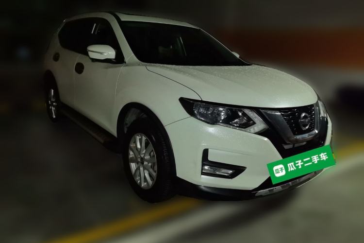 Used Nissan X-Trail 2017 2.0L CVT Comfort Edition 2WD Front Right 45 Deg