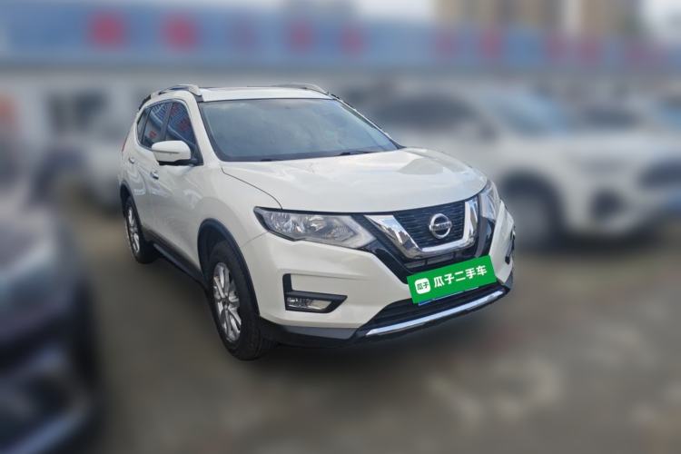 Used Nissan X-Trail 2017 2.0L CVT Comfort Edition 2WD Front Right 45 Deg