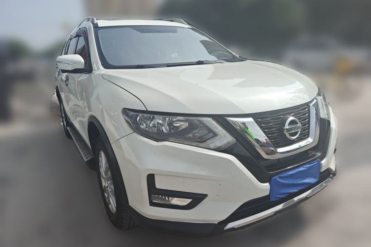 Used Nissan X-Trail 2017 2.0L CVT Comfort Edition 2WD Front Right 45 Deg