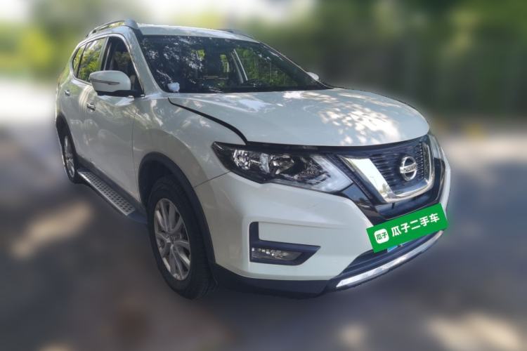 Used Nissan X-Trail 2017 2.0L CVT Comfort Edition 2WD Front Right 45 Deg