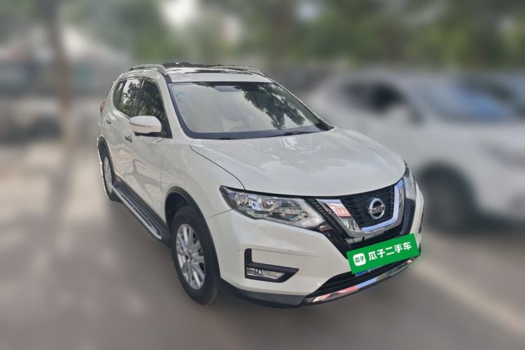 Used Nissan X-Trail 2017 2.0L CVT Comfort Edition 2WD Front Right 45 Deg