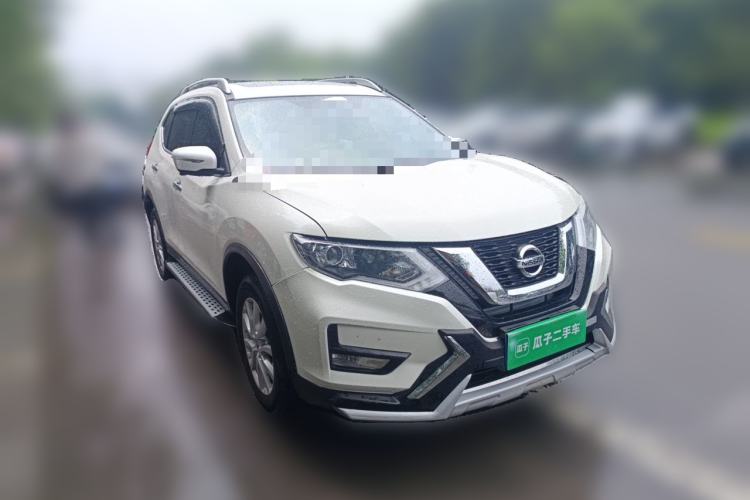 Used Nissan X-Trail 2017 2.0L CVT Comfort Edition 2WD Front Right 45 Deg