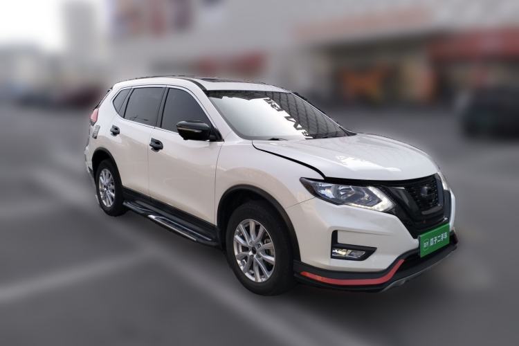 Used Nissan X-Trail 2017 2.0L CVT Comfort Edition 2WD Front Right 45 Deg