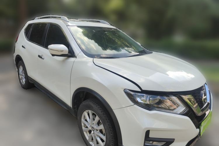 Used Nissan X-Trail 2017 2.0L CVT Comfort Edition 2WD Front Right 45 Deg