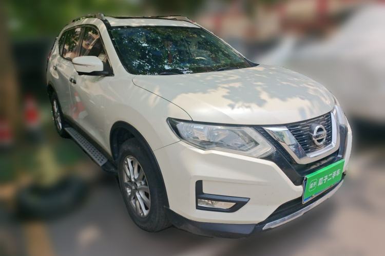 Used Nissan X-Trail 2017 2.0L CVT Comfort Edition 2WD Front Right 45 Deg