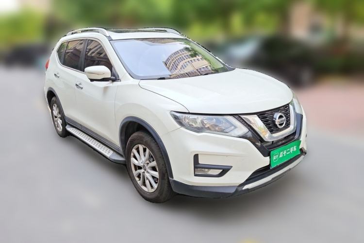 Used Nissan X-Trail 2017 2.0L CVT Comfort Edition 2WD Front Right 45 Deg