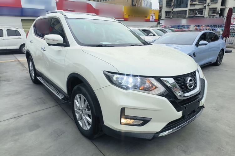Used Nissan X-Trail 2017 2.0L CVT Comfort Edition 2WD Front Right 45 Deg