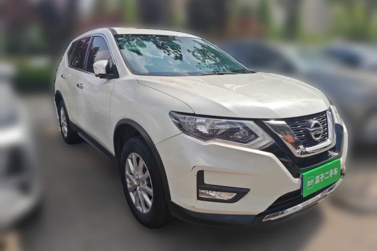 Used Nissan X-Trail 2017 2.0L CVT Comfort Edition 2WD Front Right 45 Deg