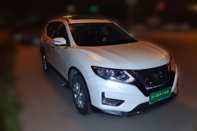 Used Nissan X-Trail 2017 2.0L CVT Comfort Edition 2WD Front Right 45 Deg