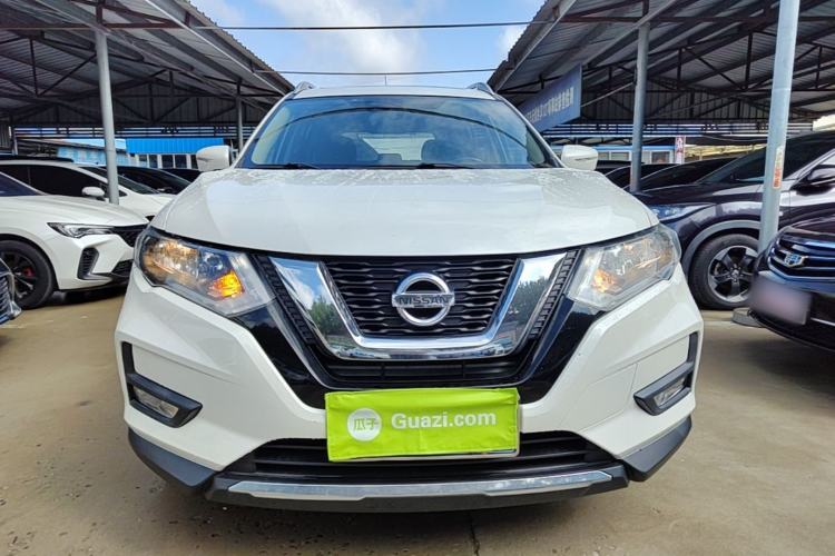 Used Nissan X-Trail 2017 2.5L CVT Luxury Edition 4WD Front