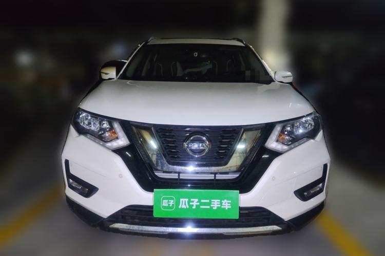 Used Nissan X-Trail 2017 2.5L CVT Luxury Edition 4WD Front