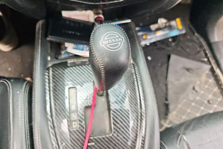 Used Nissan X-Trail 2017 2.0L CVT Comfort Edition 2WD Gear Lever