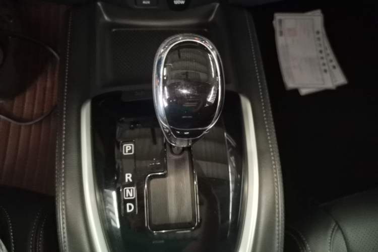 Used Nissan X-Trail 2017 2.0L CVT Comfort Edition 2WD Gear Lever