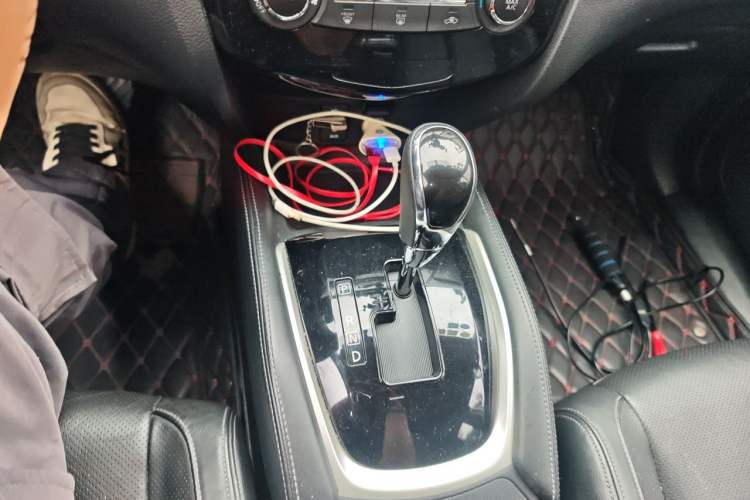 Used Nissan X-Trail 2017 2.0L CVT Comfort Edition 2WD Gear Lever