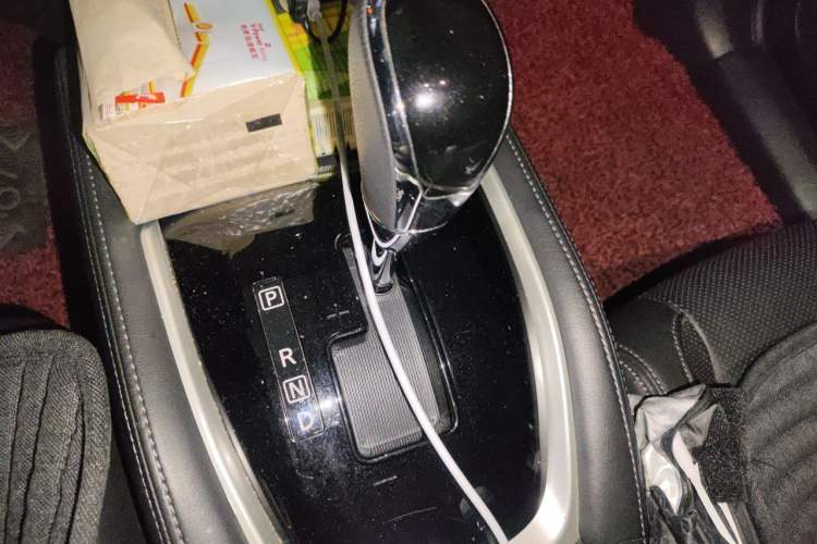 Used Nissan X-Trail 2017 2.0L CVT Comfort Edition 2WD Gear Lever