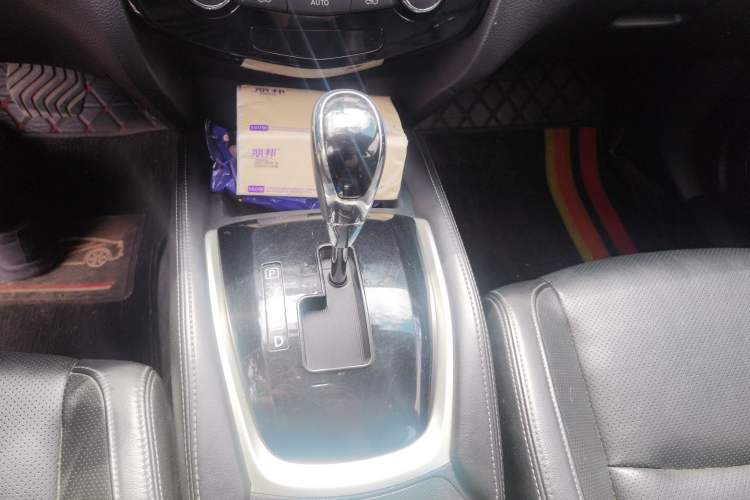 Used Nissan X-Trail 2017 2.0L CVT Smart Enjoyment Version 2WD Gear Lever