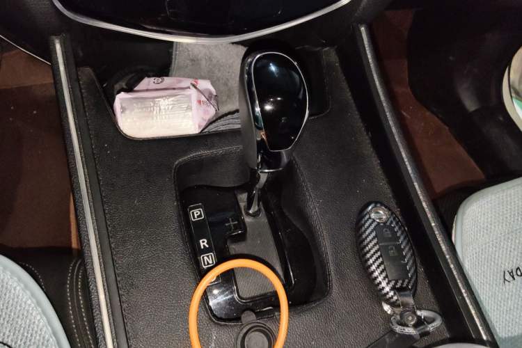 Used Nissan X-Trail 2017 2.0L CVT Comfort Edition 2WD Gear Lever