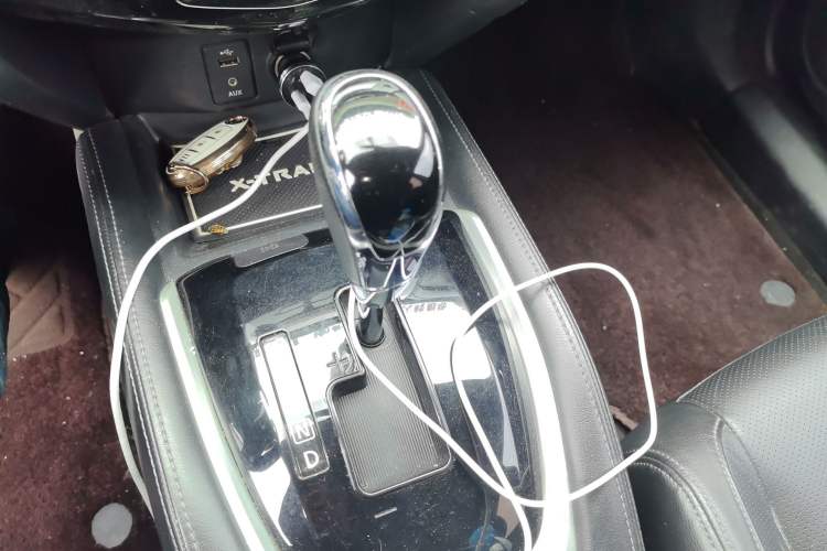 Used Nissan X-Trail 2017 2.0L CVT Comfort Edition 2WD Gear Lever