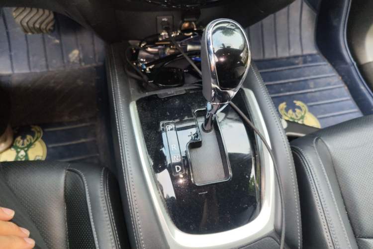 Used Nissan X-Trail 2017 2.0L CVT Comfort Edition 2WD Gear Lever