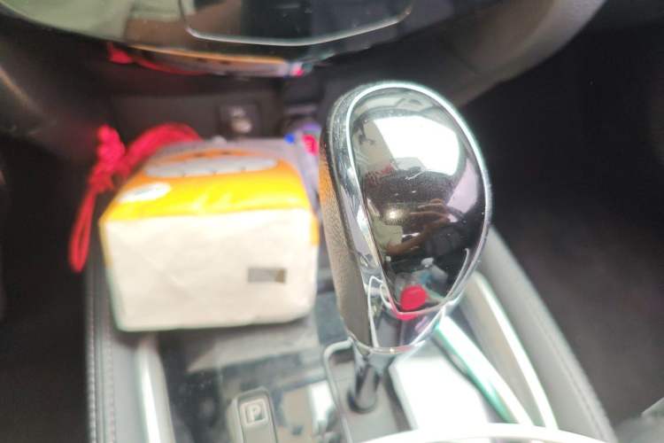 Used Nissan X-Trail 2017 2.0L CVT Comfort Edition 2WD Gear Lever