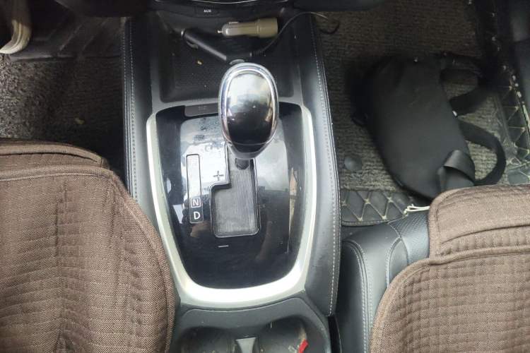Used Nissan X-Trail 2017 2.0L CVT Comfort Edition 2WD Gear Lever