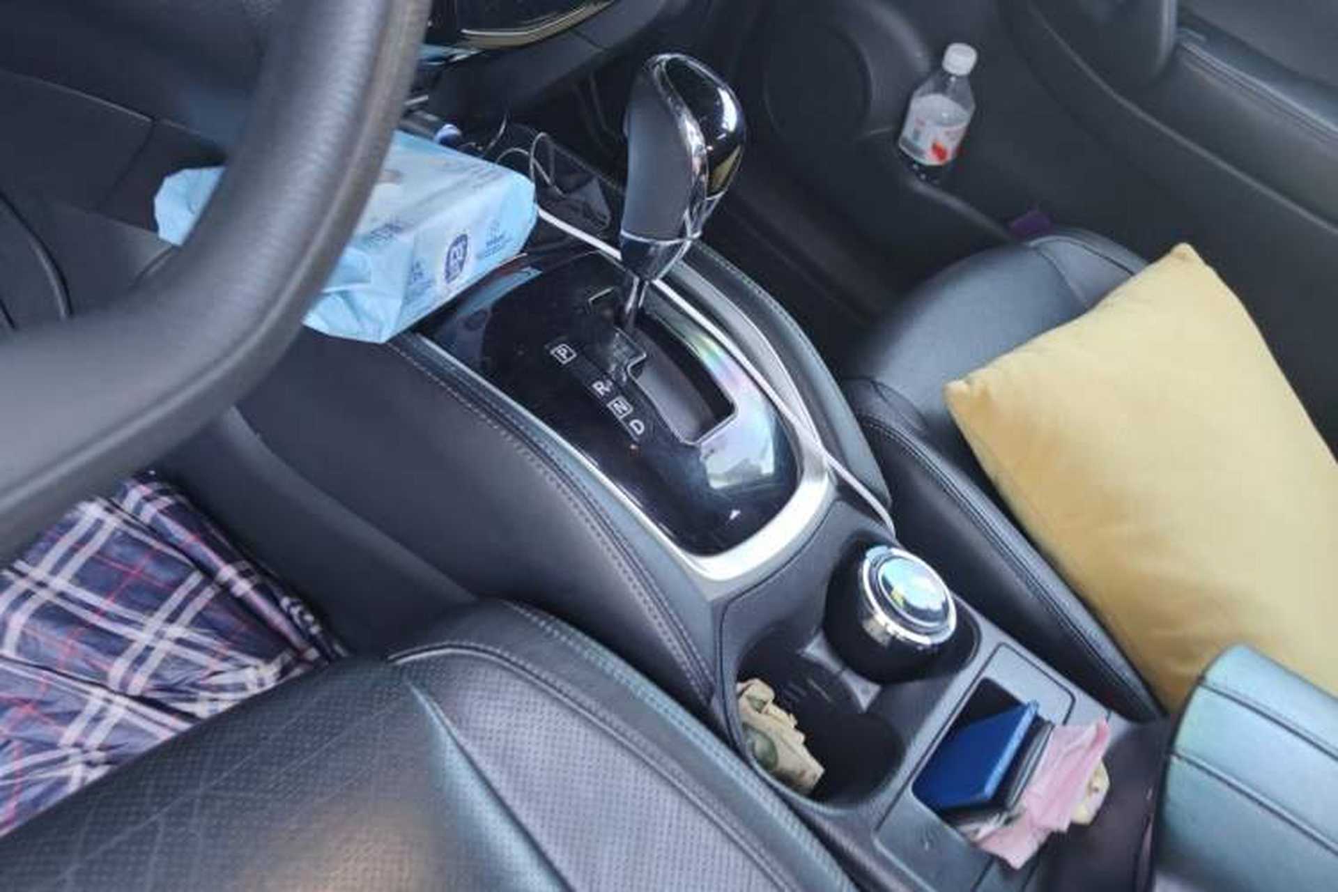 Used Nissan X-Trail 2017 2.0L CVT Comfort Edition 2WD Gear Lever