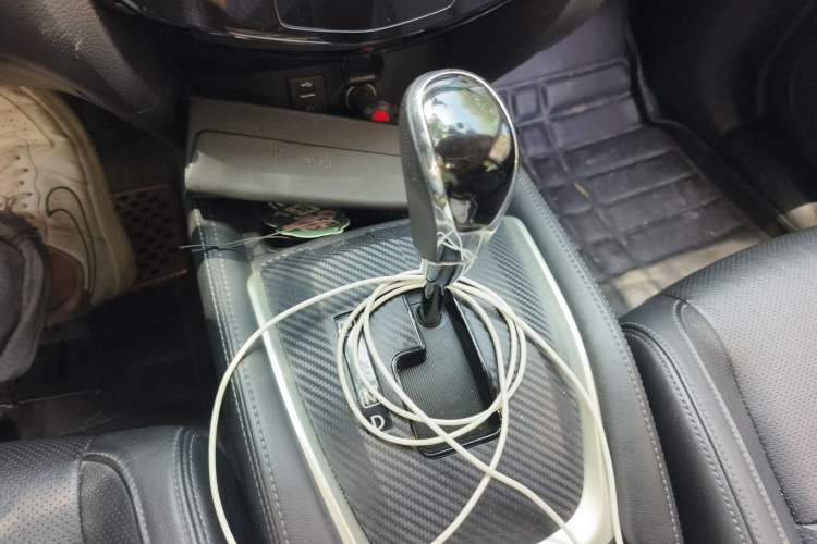 Used Nissan X-Trail 2017 2.0L CVT Comfort Edition 2WD Gear Lever