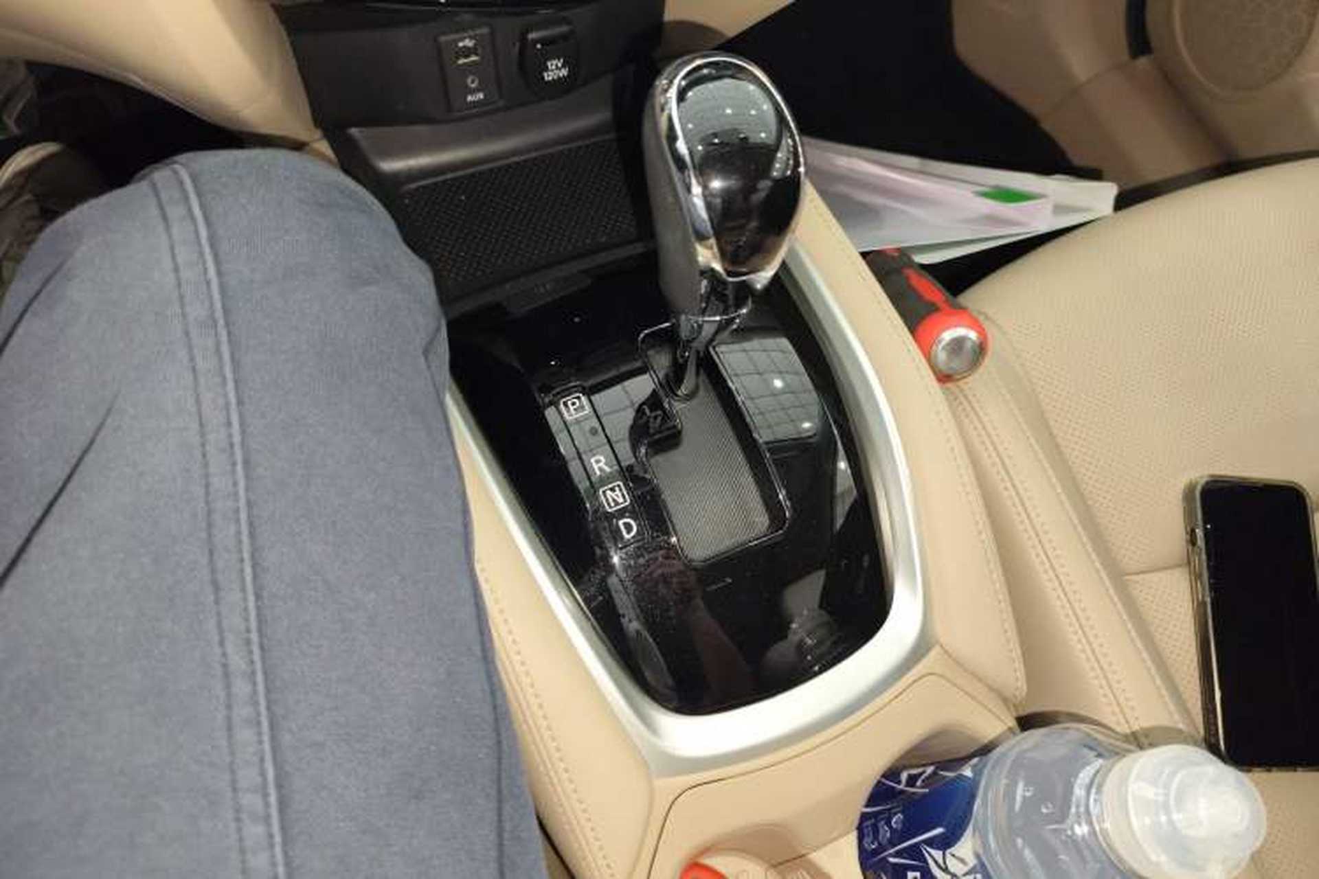 Used Nissan X-Trail 2017 2.0L CVT Comfort Edition 2WD Gear Lever