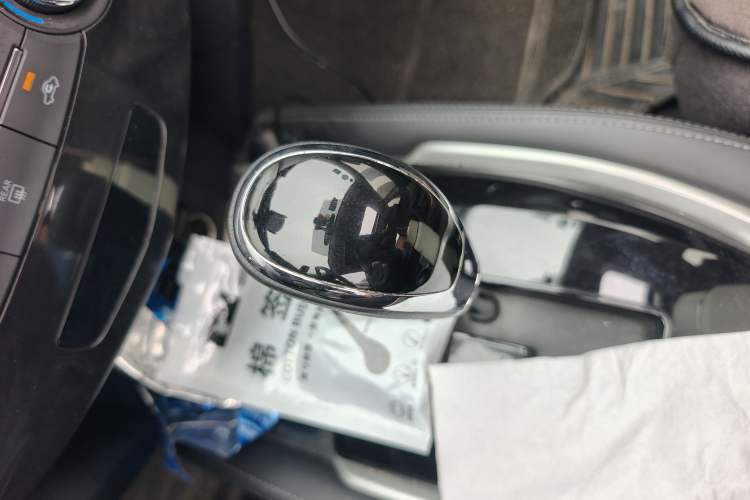 Used Nissan X-Trail 2017 2.0L CVT Comfort Edition 2WD Gear Lever