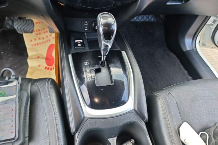 Used Nissan X-Trail 2017 2.5L CVT Leading Edition 4WD Gear Lever
