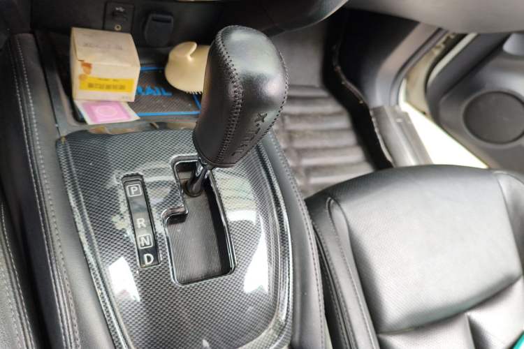 Used Nissan X-Trail 2017 2.0L CVT Comfort Edition 2WD Gear Lever