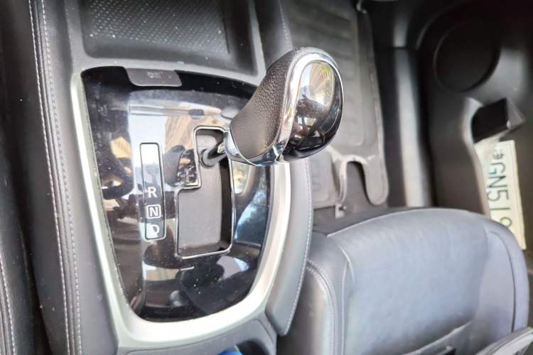 Used Nissan X-Trail 2017 2.0L CVT Comfort Edition 2WD Gear Lever