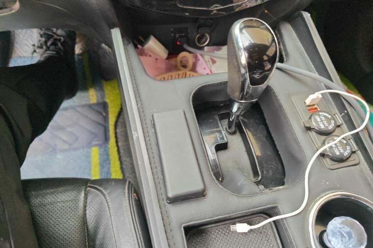 Used Nissan X-Trail 2017 2.0L CVT Comfort Edition 2WD Gear Lever